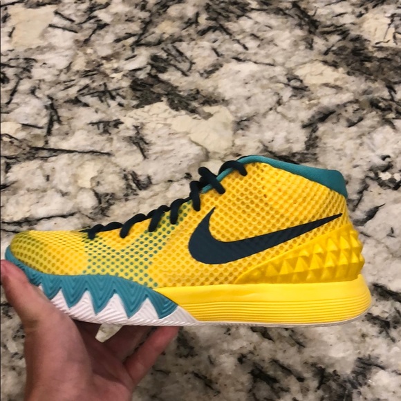 kyrie letterman